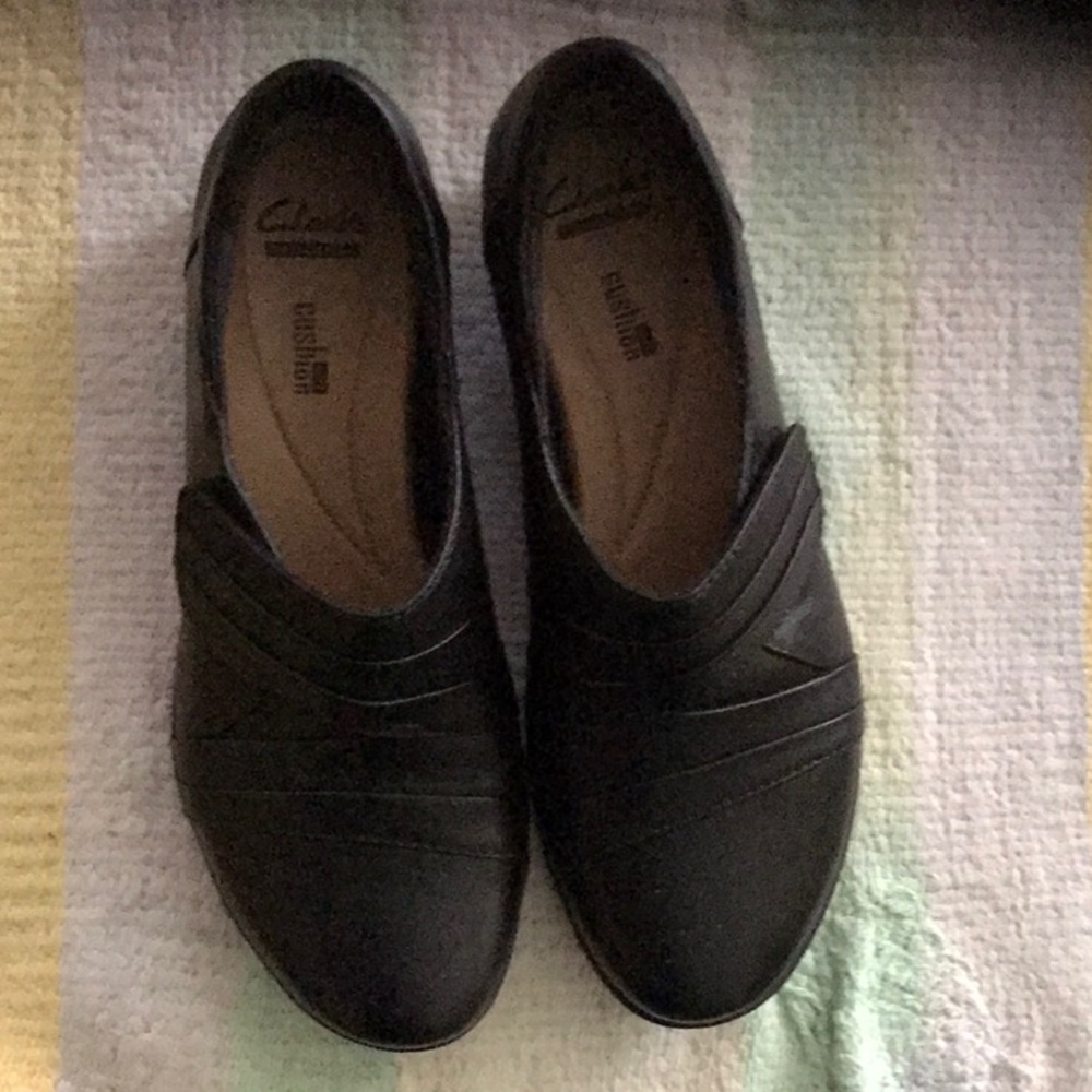 Shoes - Picture 3 of 3